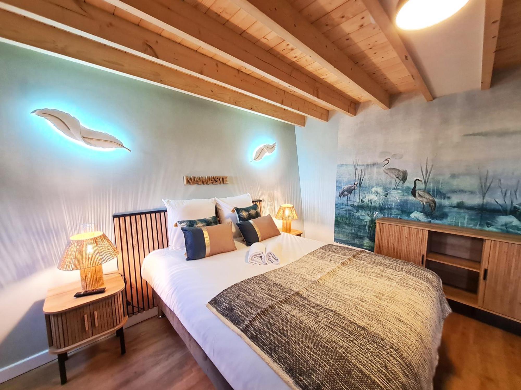 Cabanes Du Domaine Des Fees Dole Ngoại thất bức ảnh