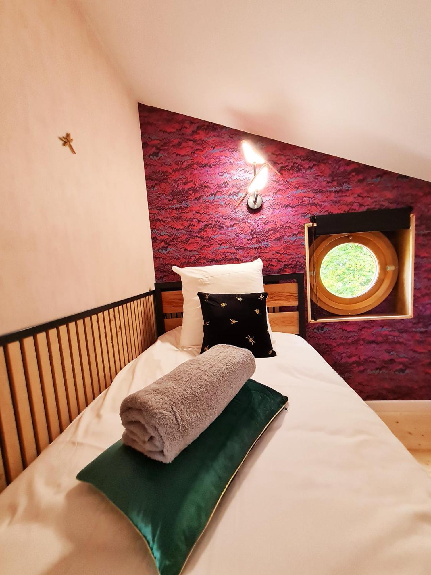 Cabanes Du Domaine Des Fees Dole Ngoại thất bức ảnh