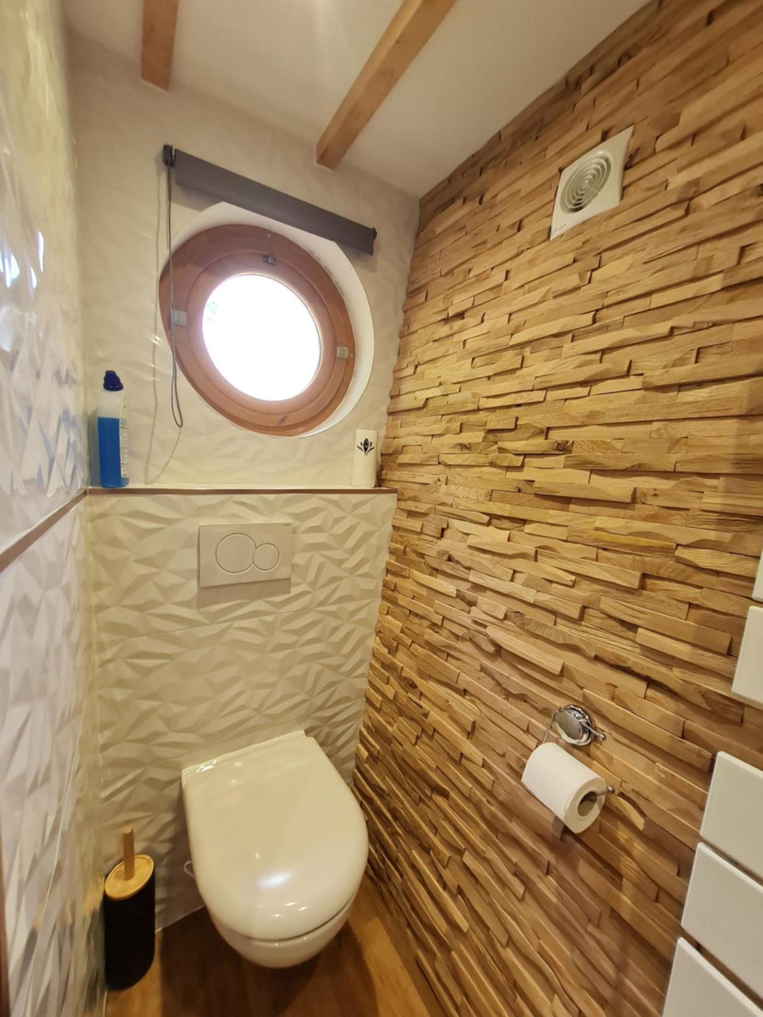 Cabanes Du Domaine Des Fees Dole Phòng bức ảnh